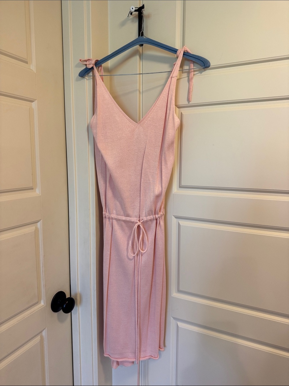 Light Pink Tie-Shoulder‎ Knit Midi Dress